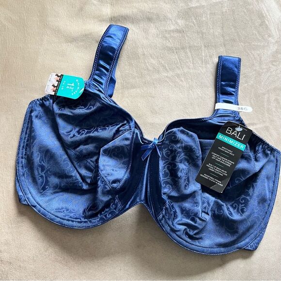 NWT Bali 3562 Full Figure Comfort-U Satin Tracings Minimizer Bra Size 38G - Picture 2 of 6